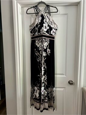 White House Black Market Black & White Floral Maxi Dress